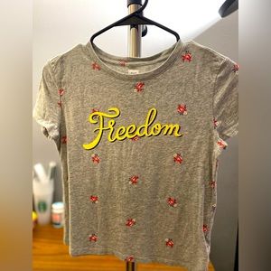 Girl’s Gap Freedom shirt! 🌺
